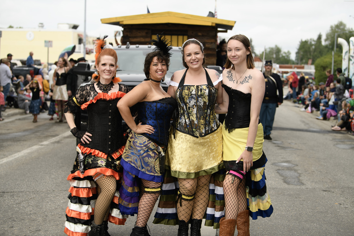 Golden Days parade participants
